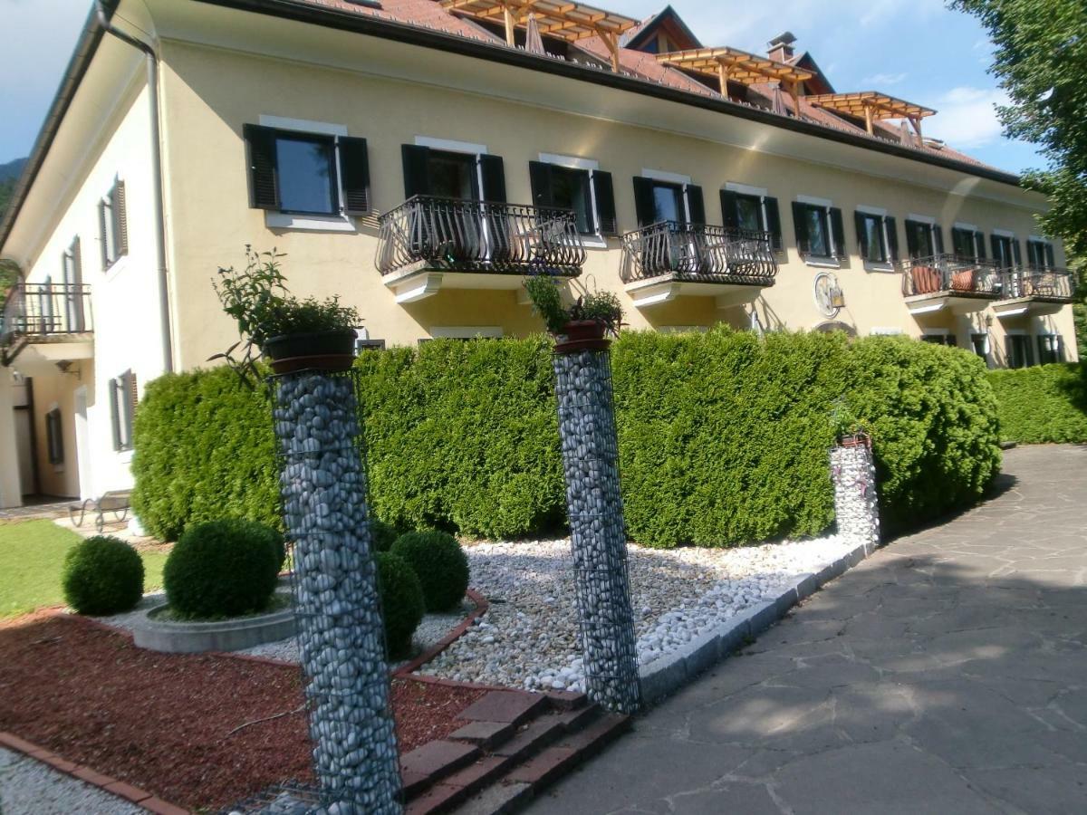 Garten- & Loggia-Appartement Herrenhaus Dellach im Drautal Экстерьер фото